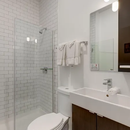 Ground Floor In By 747 Lofts Hotel *