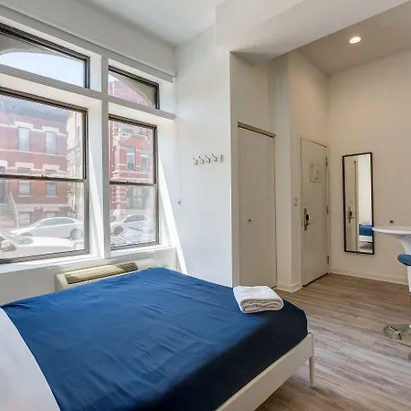Ground Floor In By 747 Lofts Hotel