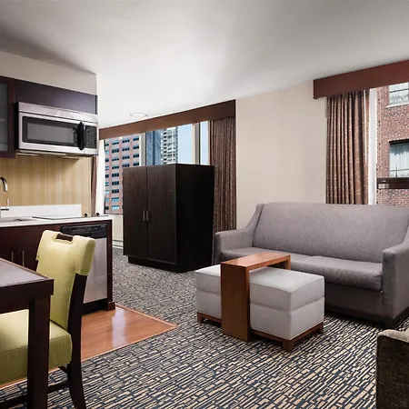 Hotel Homewood By Hilton Downtown - Magnificent Mile 3*