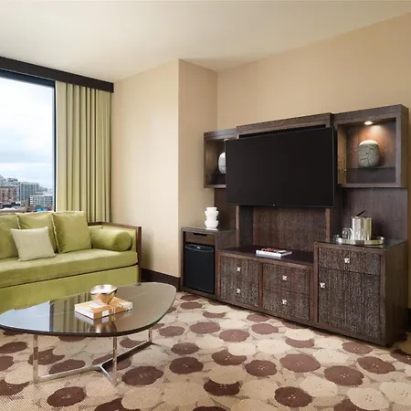 The Royal Sonesta River North Hotel Chicago