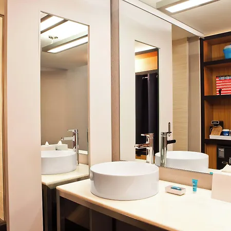Aloft By Marriott Downtown River North Hotel 3*