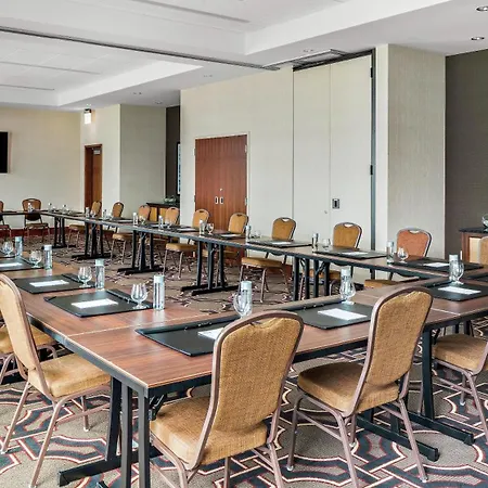 Home2 By Hilton Mccormick Place 3* Chicago