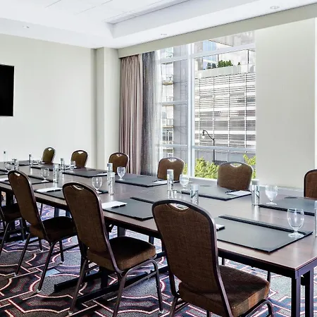 Home2 By Hilton Mccormick Place 3* Chicago