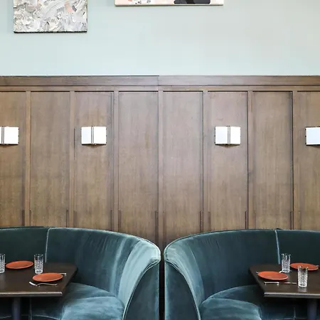 The Hoxton, Hotel 4*