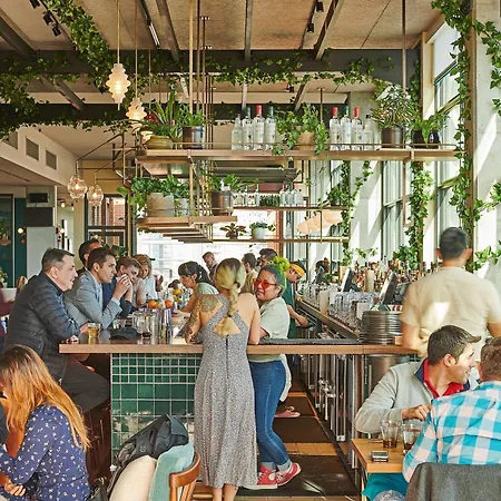 The Hoxton, Hotel 4*