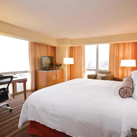Hotel Le Meridien Essex Chicago