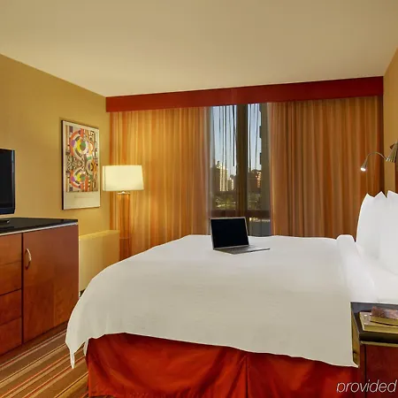 Le Meridien Essex Hotel Chicago