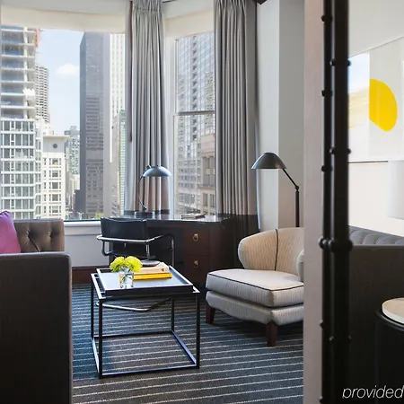Staypineapple, An Iconic Hotel, The Loop Hotel 4*