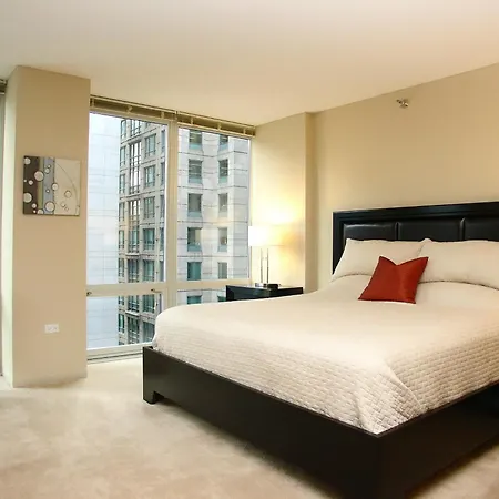 Modern Loop Aparthotel 4*