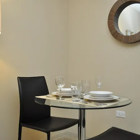 Modern Loop Aparthotel