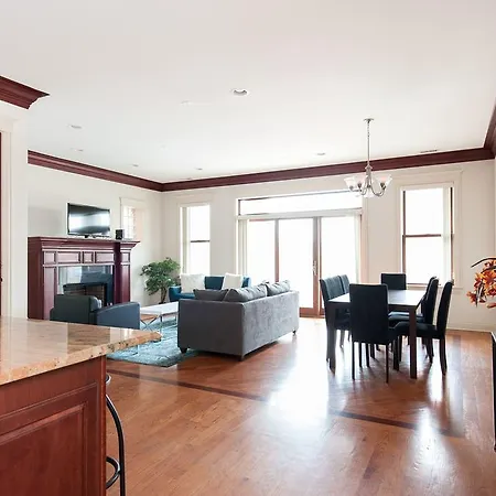 Aparthotel Sonder — Fullerton Chicago