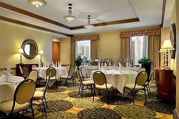 Hilton Garden Downtown/magnificent Mile Hotel 3*