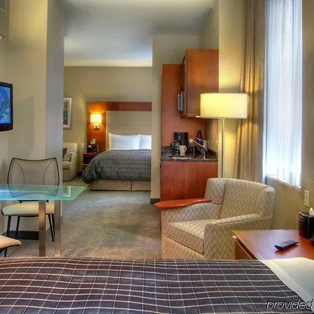 River Hotel 4*