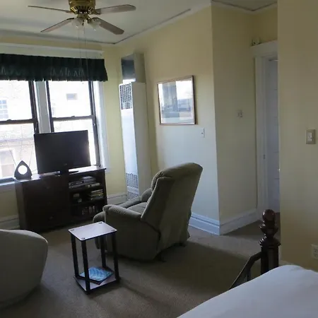 The Polo Bridgeport U.s.a. Bed & Breakfast Chicago