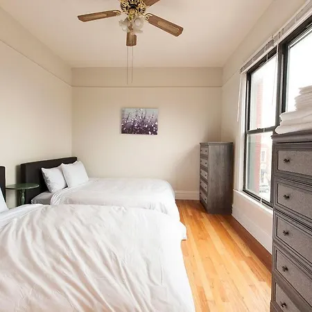 Three-bedroom On N Lincoln Avenue Apt 3e Chicago