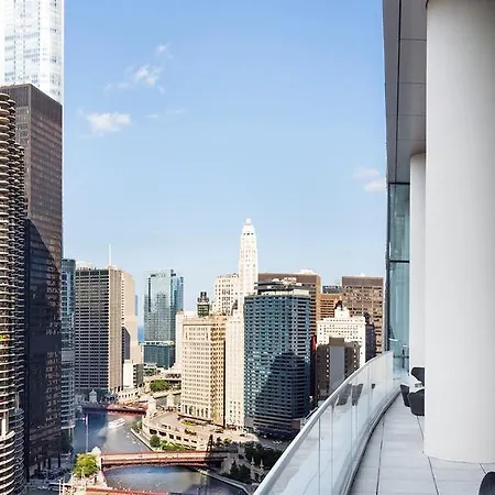 Apartment Global Luxury In Downtown Chicago