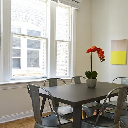 Three-bedroom On W Division Street Apt 2f Chicago