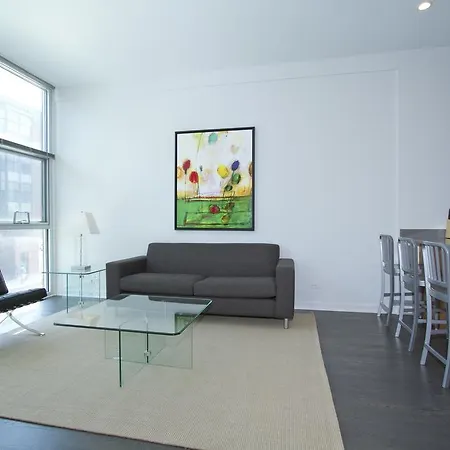 Apartment Two-bedroom On W Fullerton Avenue Apt 204 Chicago