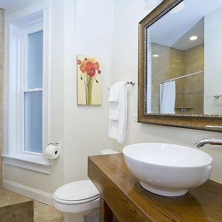 Three-bedroom On N Seminary Avenue Apt 1 Chicago