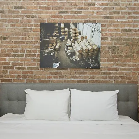 Aparthotel Sonder — Division *