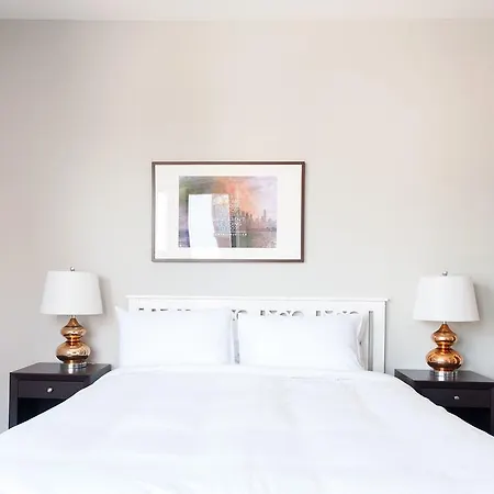 Apartment Three-bedroom On N Damen Avenue Apt 3e Chicago