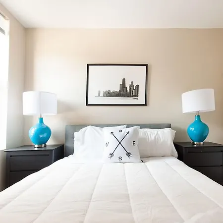 Two-bedroom On N Lincoln Avenue Apt 2r