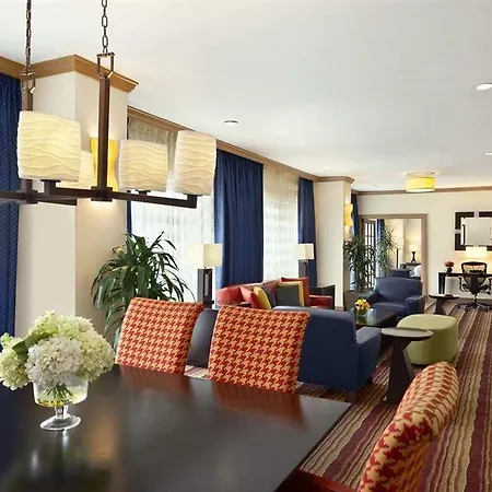 Hilton Magnificent Mile 3* Chicago