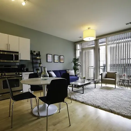 Apartment Two-bedroom On N Halsted Street Apt 301