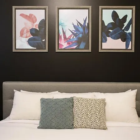 Sonder — N Halsted Aparthotel