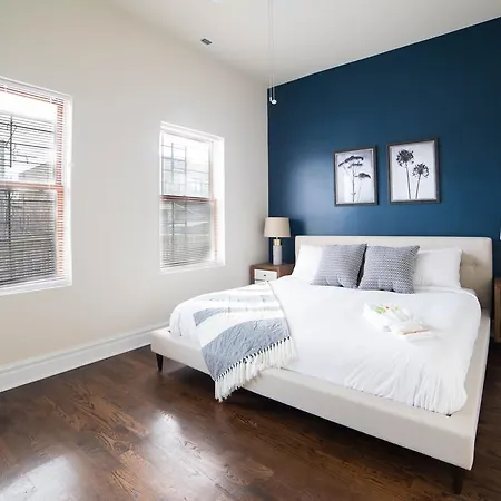 Sonder — N Halsted Aparthotel Chicago