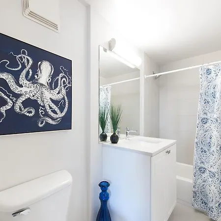 Apartment Studio On E Roosevelt Road Apt 705 *