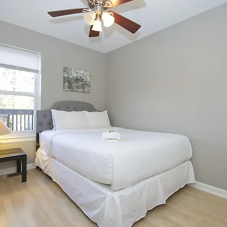 Four-bedroom On S Oakley Boulevard