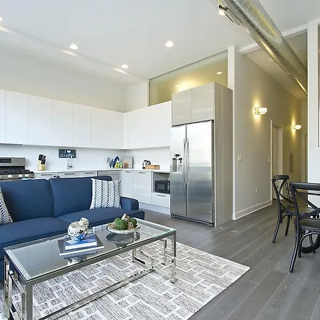 Sonder — Damen 3* Chicago