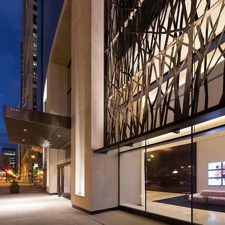 Global Luxury In Downtown Chicago