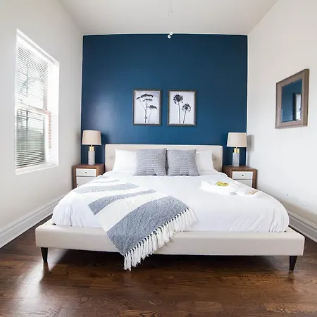 Sonder — N Halsted Aparthotel Chicago
