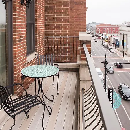 Sonder — Fullerton Chicago