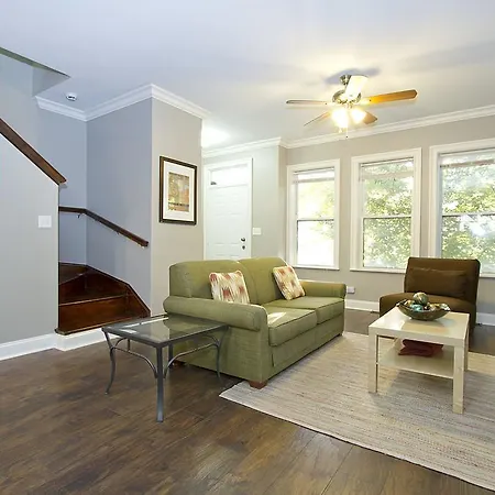 Holiday home Four-bedroom On S Oakley Boulevard Chicago