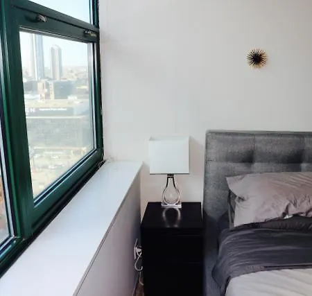 Apartment River North Two Bed Two Bath Luxury *
