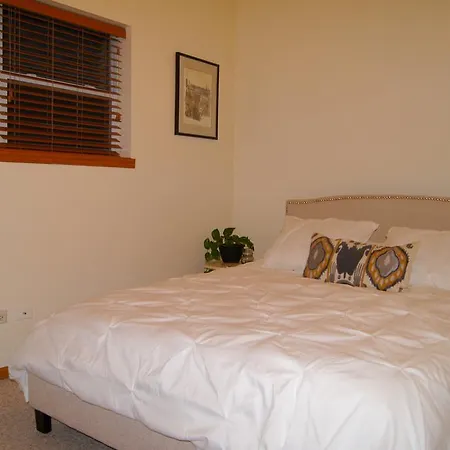 Ukrainian Village Apartment Chicago