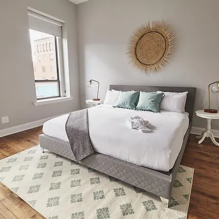 Sonder — North Wells Aparthotel Chicago