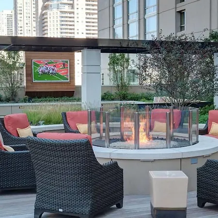 Apartment Modern River North Chicago