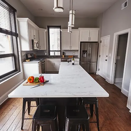 Sonder — North Wells — Stunning 3br Aparthotel