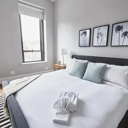 Sonder — North Wells — Stunning 3br *