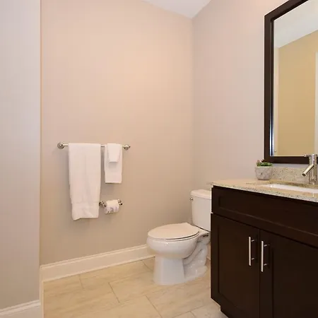 Modern River North Apartment Chicago