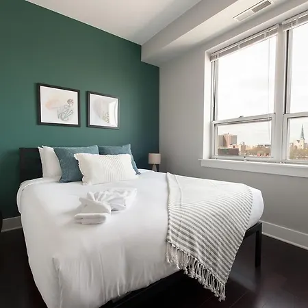 Sonder — Restaurant Row Aparthotel