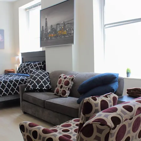 Apartment Millennium Park Three-bedroom 3rd Floor Unit 6