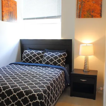 Apartment Millennium Park Three-bedroom 3rd Floor Unit 6 *