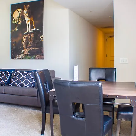 Apartment Millennium Park Two-bedroom 3rd Floor Unit 7