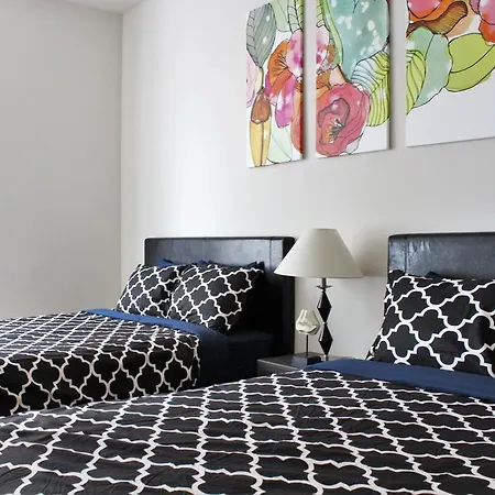 Millennium Park Two-bedroom 5th Floor Unit 3 Apartment Chicago