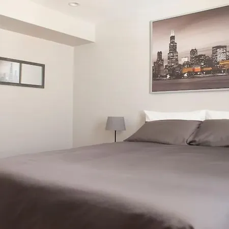 Apartment Modern 2bedroom/2bath Apt *